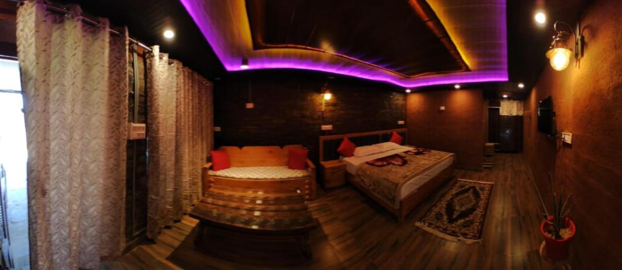 Nature Villaas Basa Homestay Pauri Bagian luar foto