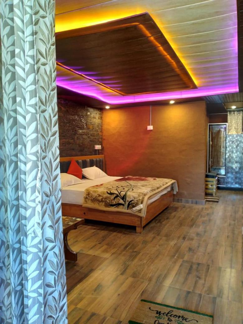 Nature Villaas Basa Homestay Pauri Bagian luar foto