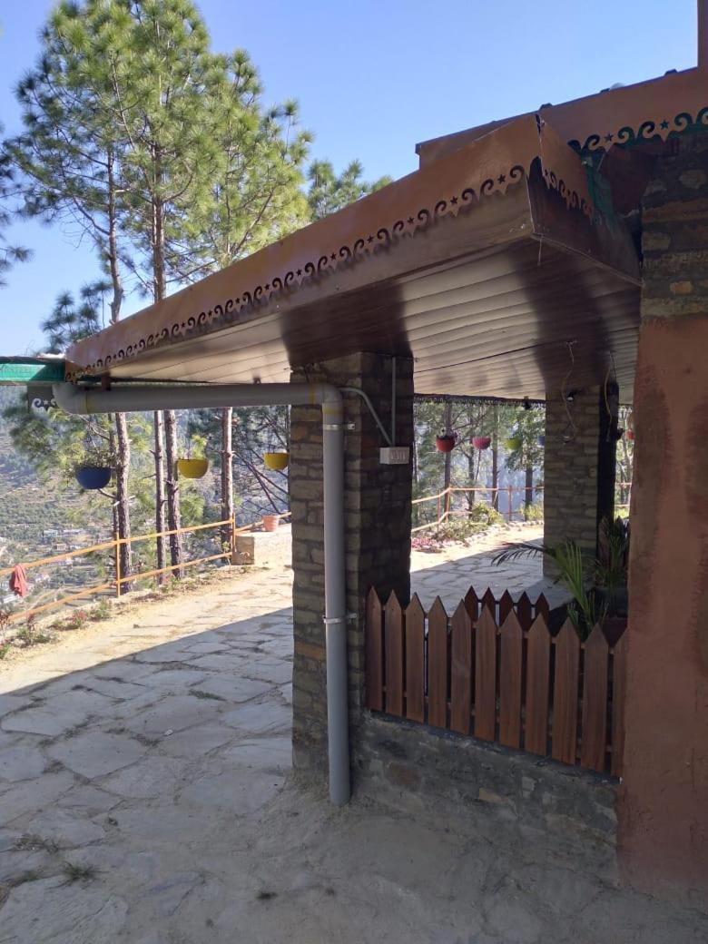 Nature Villaas Basa Homestay Pauri Bagian luar foto